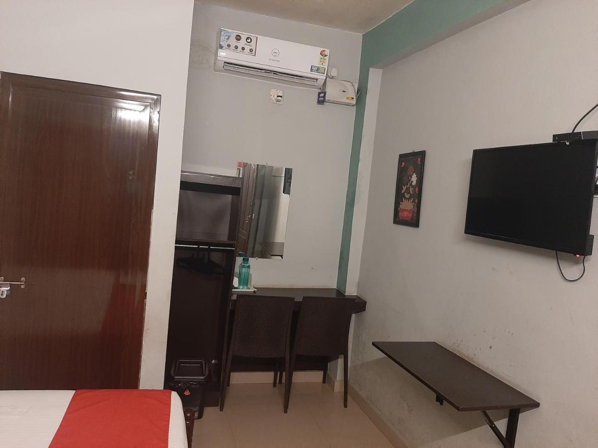 Cochin Airport Hotel Kochi Luaran gambar