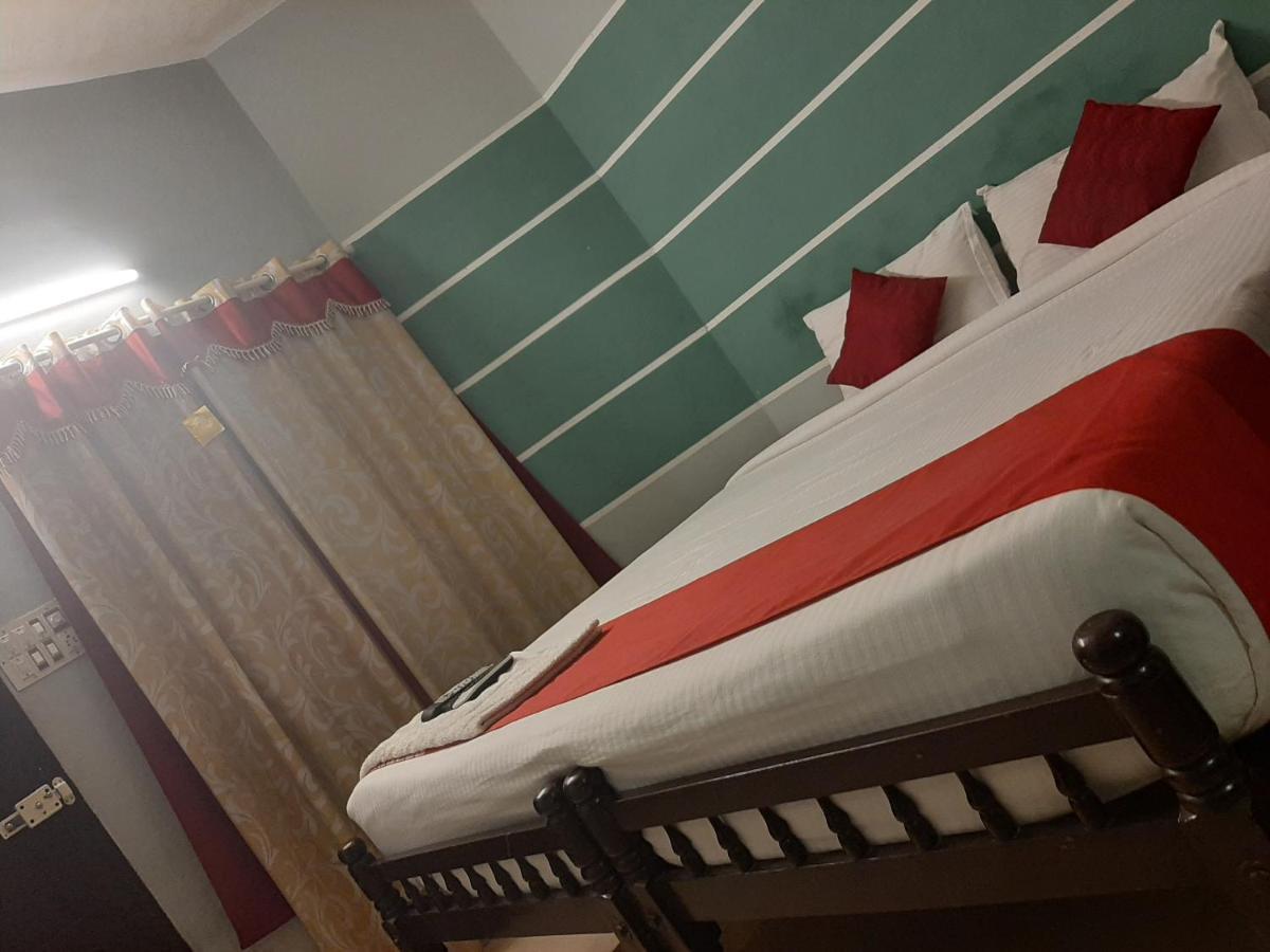 Cochin Airport Hotel Kochi Luaran gambar